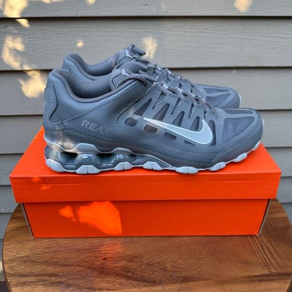 Nike Reax 8 TR Mesh Mens Sneakers Size 10.5 Wolf Grey 621716-010 Cross Trainers - Picture 13 of 13